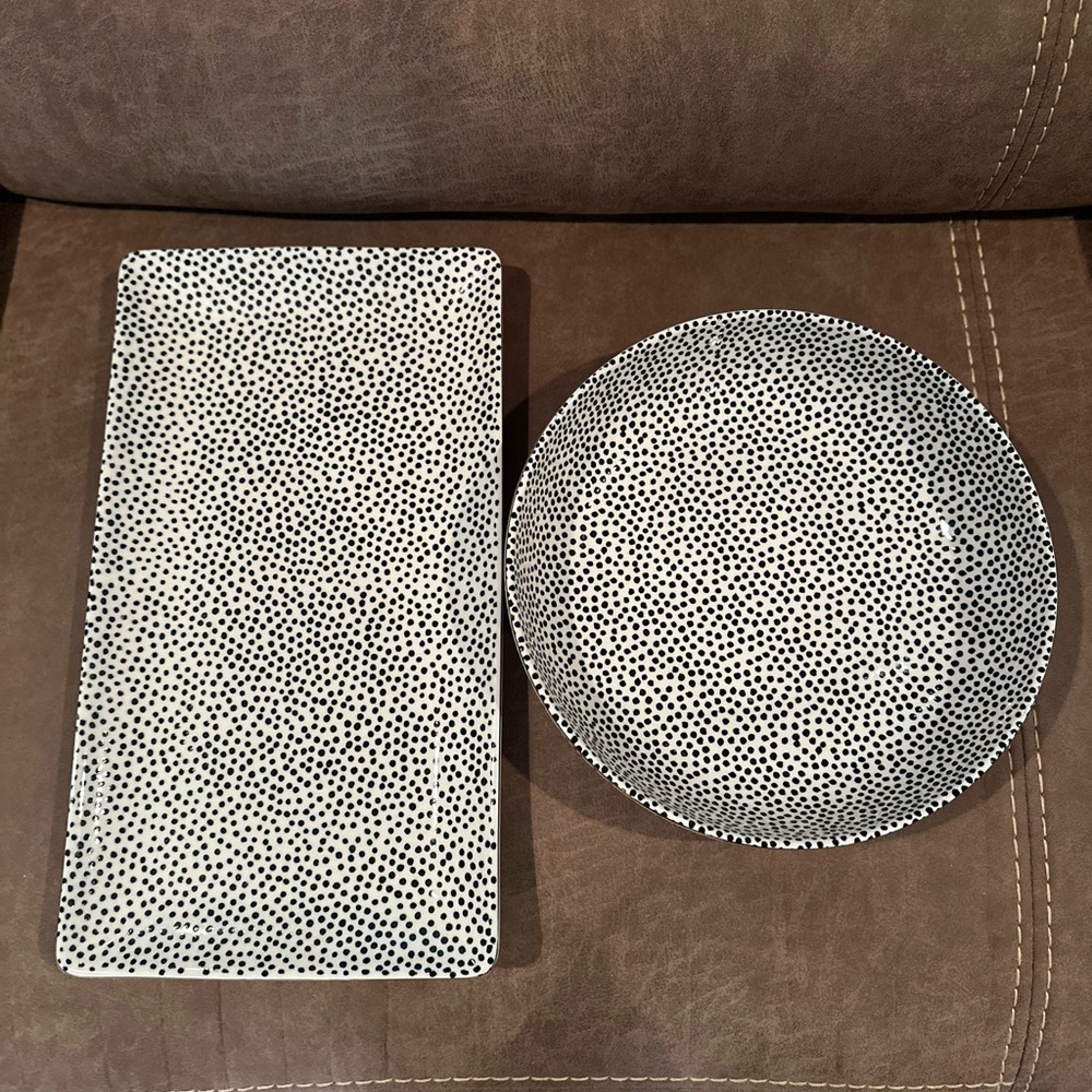 Thyme and Table Black Dot Serving Set